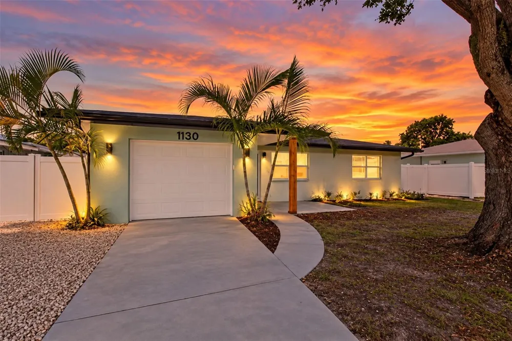 1130 7TH AVENUE NE Largo, FL 33770