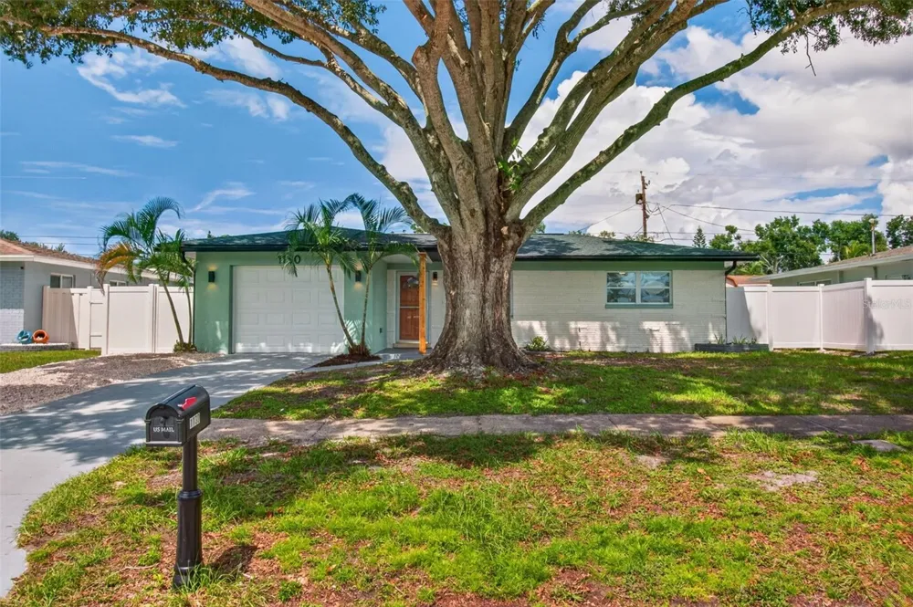 1130 7TH AVENUE NE Largo, FL 33770
