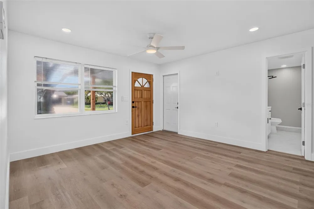 1130 7TH AVENUE NE Largo, FL 33770