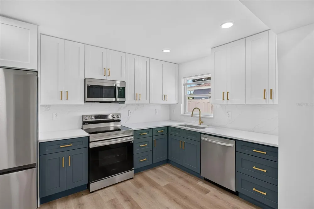 1130 7TH AVENUE NE Largo, FL 33770