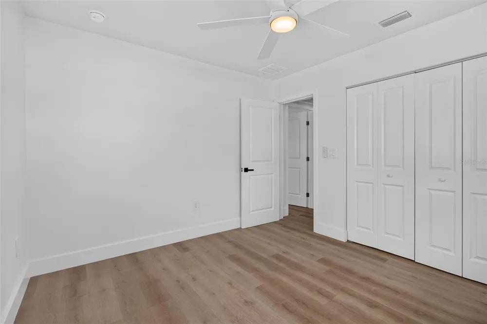 1130 7TH AVENUE NE Largo, FL 33770