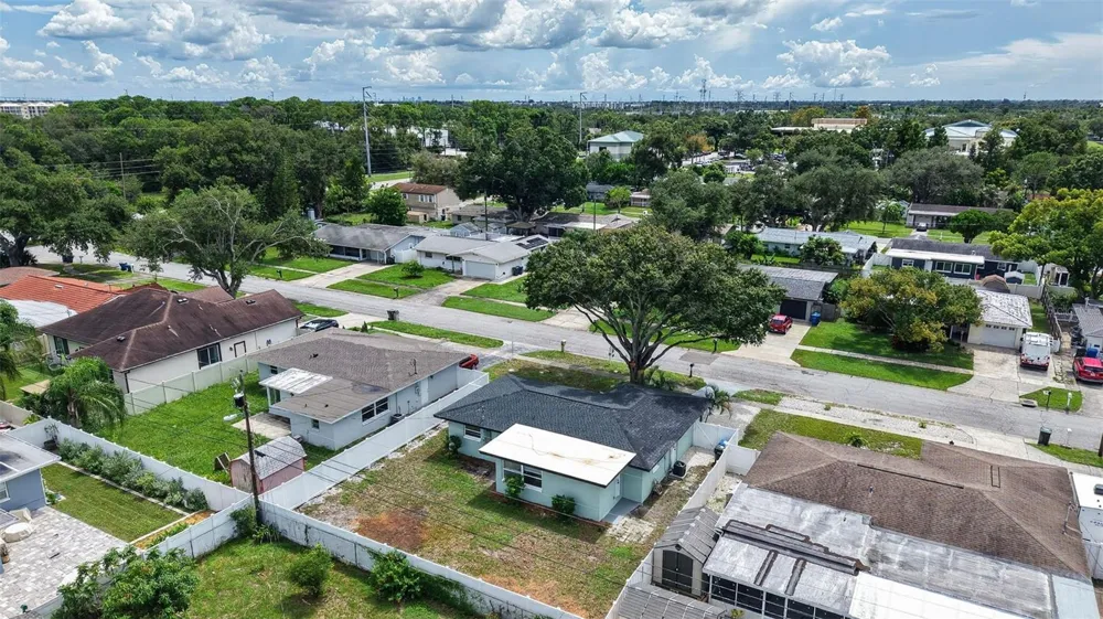 1130 7TH AVENUE NE Largo, FL 33770