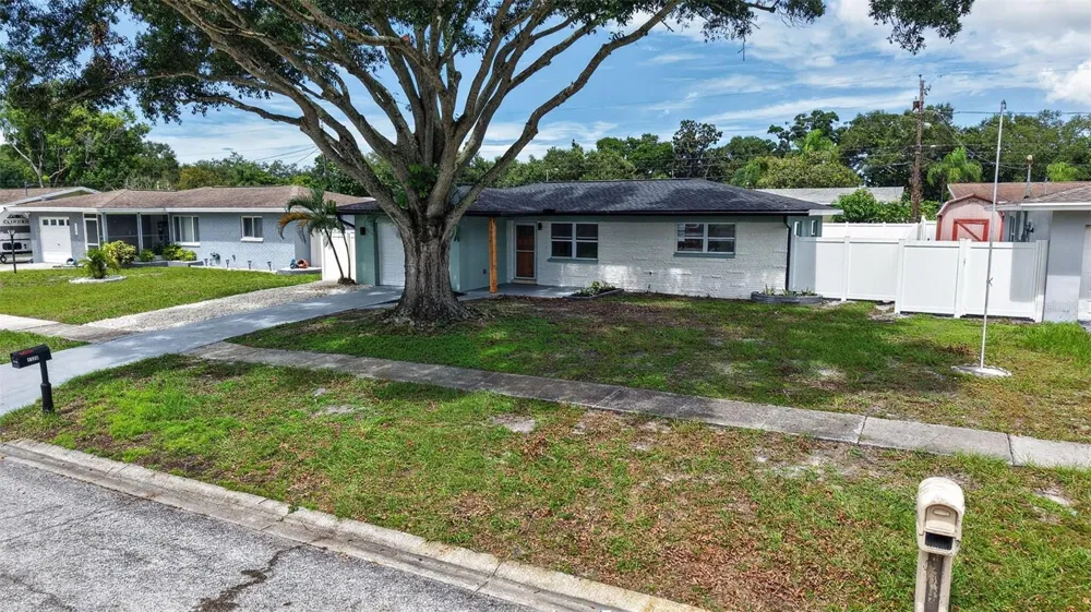 1130 7TH AVENUE NE Largo, FL 33770