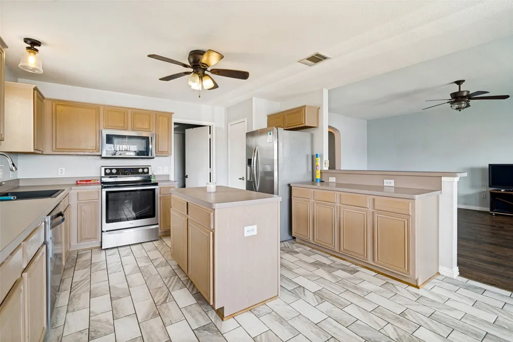 704 Nancy Drive Royse City, TX 75189