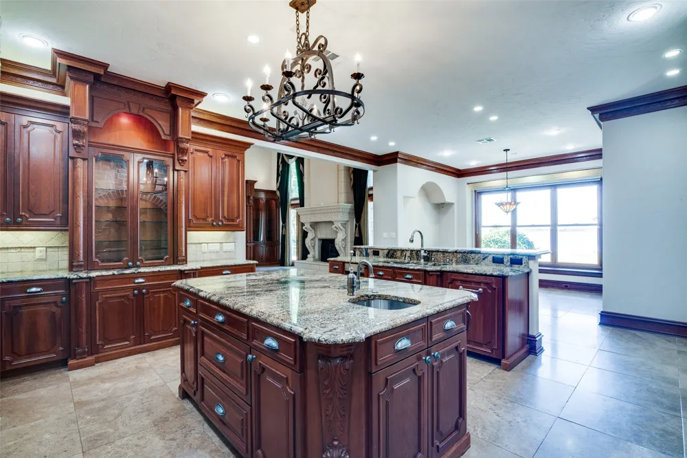 454 County Road 1516 Alba, TX 75410
