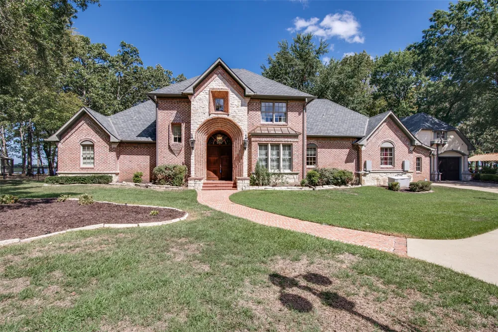 454 County Road 1516 Alba, TX 75410