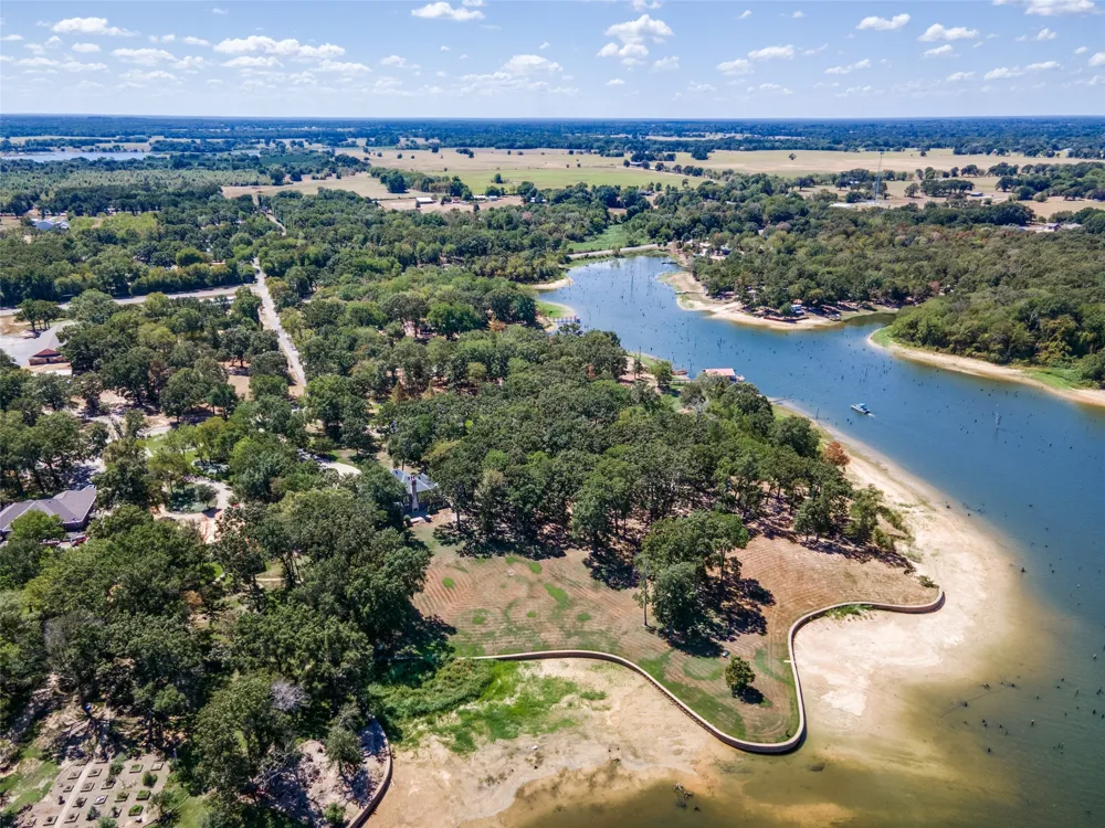 454 County Road 1516 Alba, TX 75410