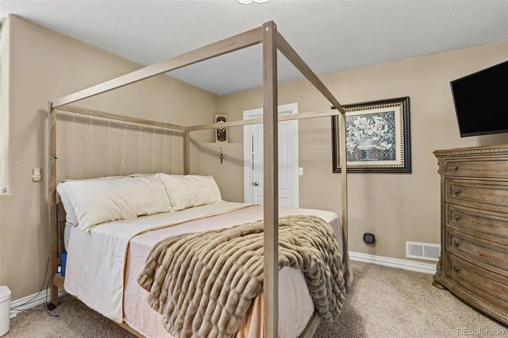 11854 W 76th Lane Arvada, CO 80005