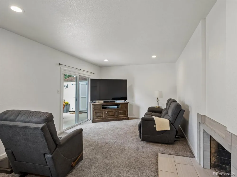 6131 Robb Street Arvada, CO 80004