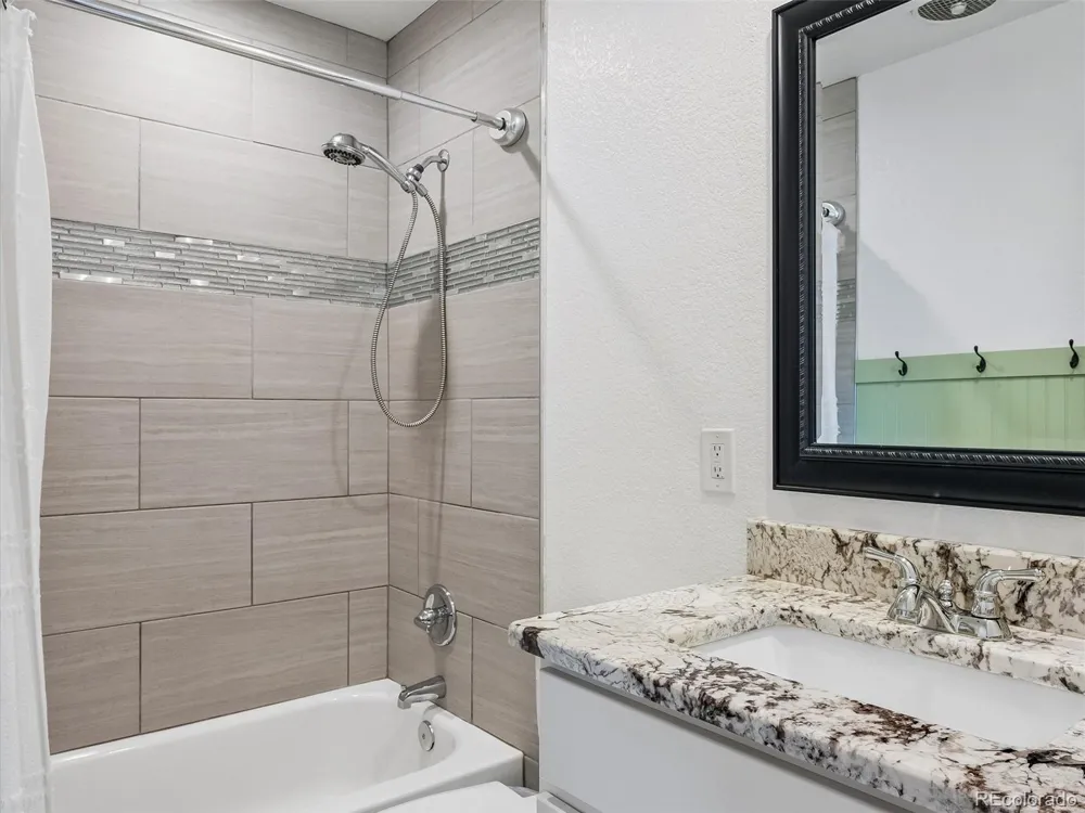 6131 Robb Street Arvada, CO 80004
