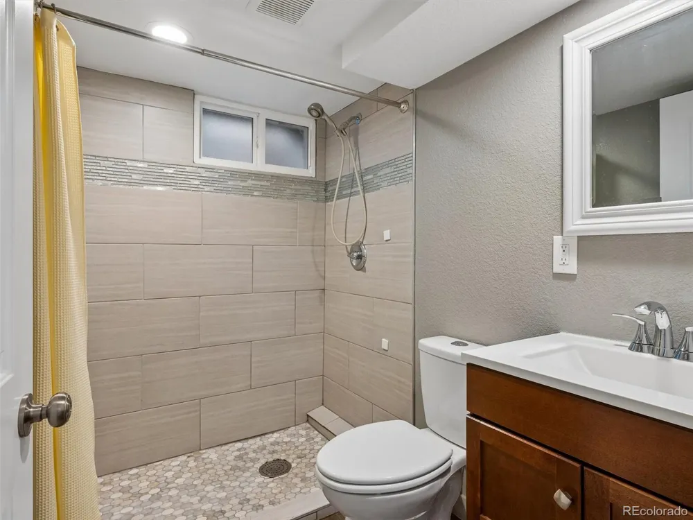 6131 Robb Street Arvada, CO 80004