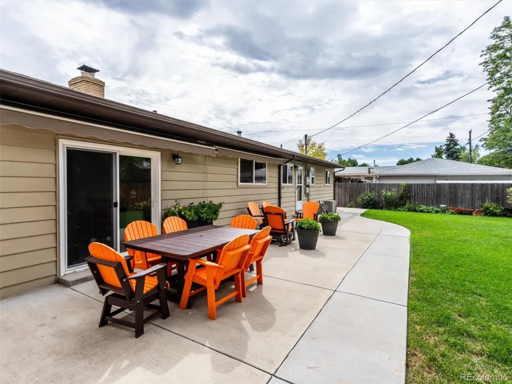 6131 Robb Street Arvada, CO 80004