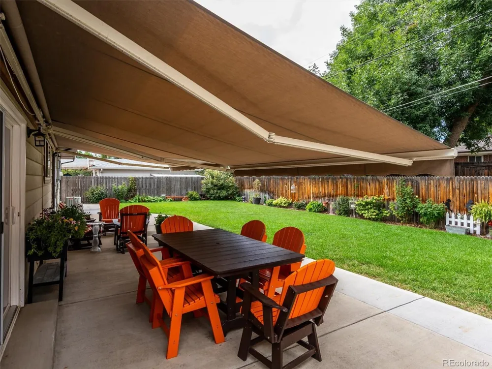 6131 Robb Street Arvada, CO 80004