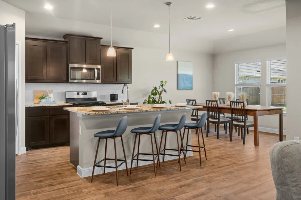 1338 Rolling Meadows Drive Cedar Hill, TX 75104