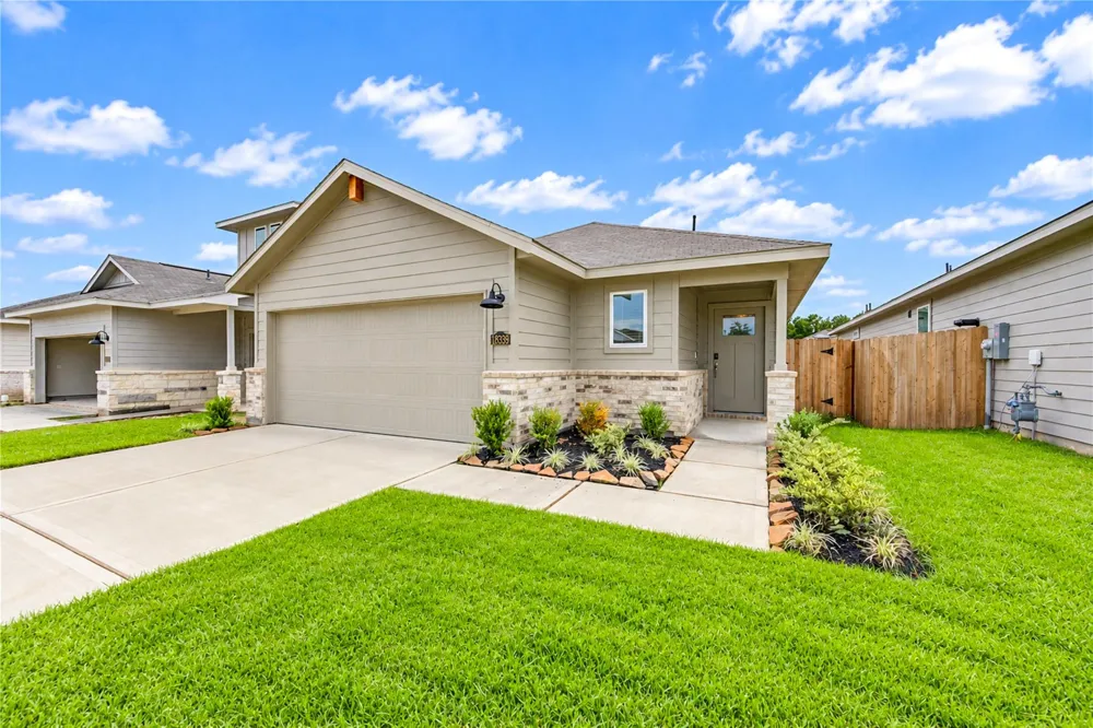 18539 Landing Meadows Lane New Caney, TX 77357