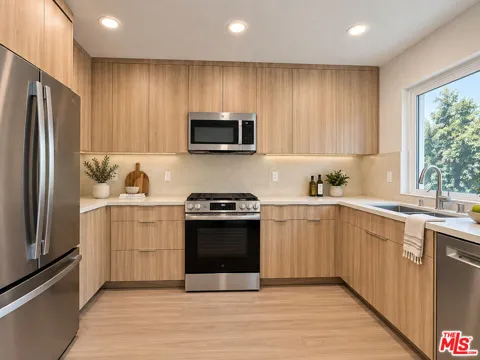 1540 S Beverly Drive