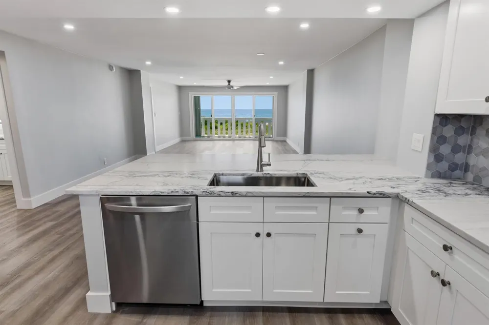 1012 OCEAN BOULEVARD #202 Pompano Beach, FL 33062