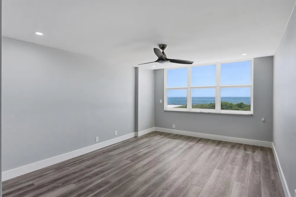 1012 OCEAN BOULEVARD #202 Pompano Beach, FL 33062