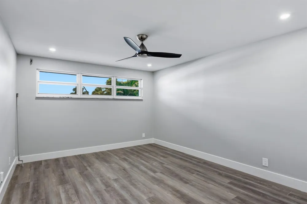 1012 OCEAN BOULEVARD #202 Pompano Beach, FL 33062
