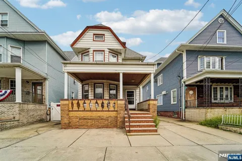 155 3rd Street