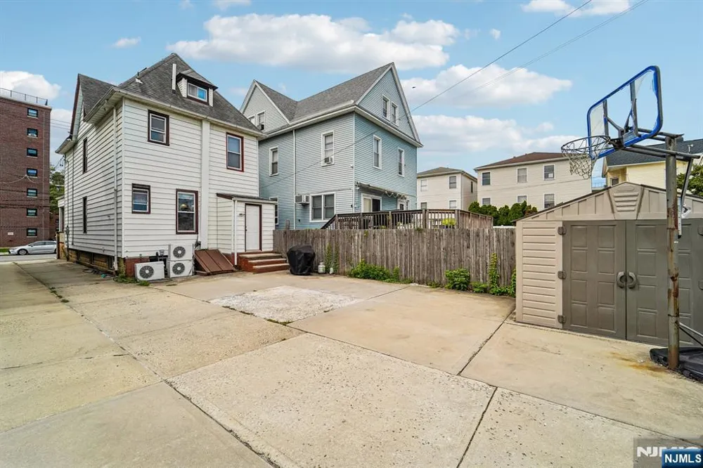 155 3rd Street Bayonne, NJ 07002