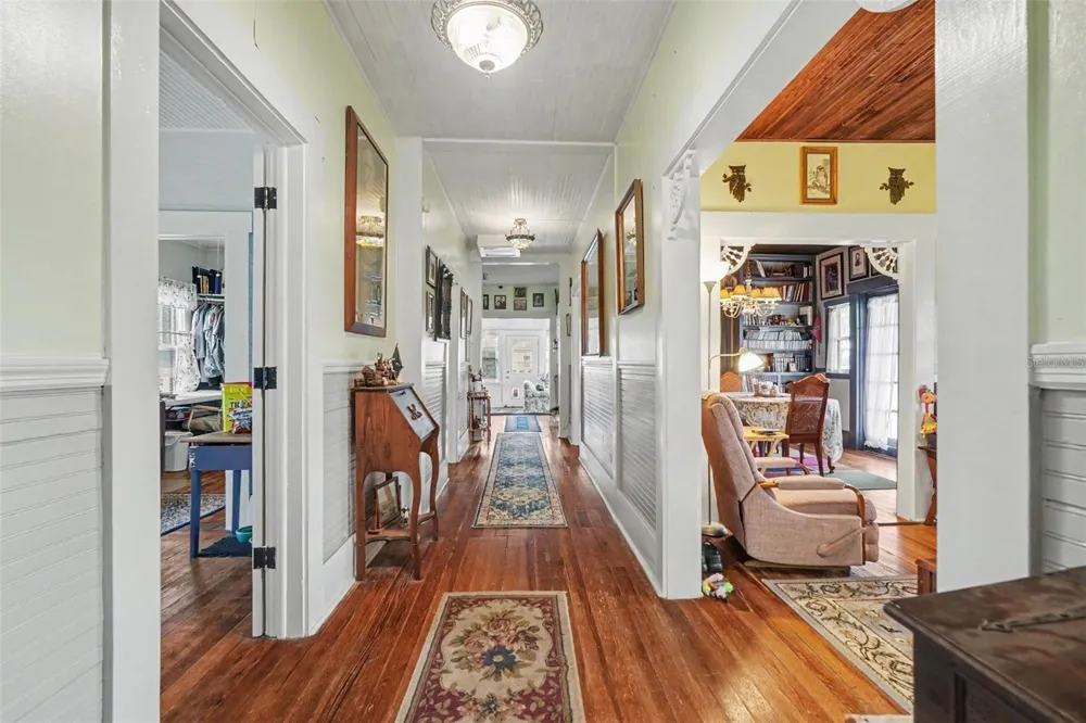 5101 5TH STREET Zephyrhills, FL 33542