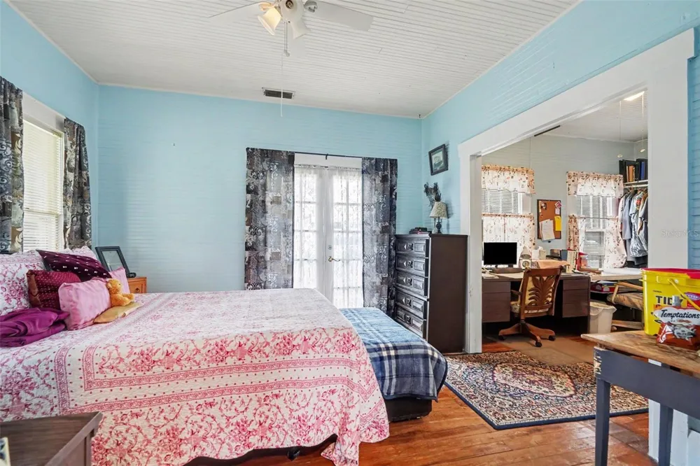 5101 5TH STREET Zephyrhills, FL 33542
