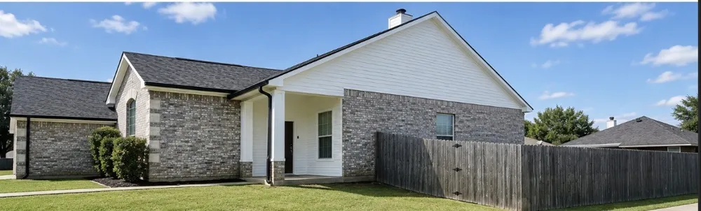 5300 Meadow Court Flint, TX 75762