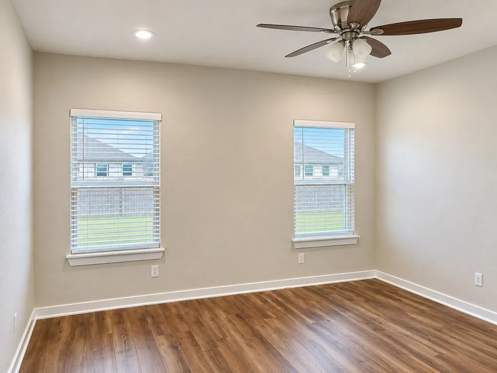 3840 Skylane Avenue Corsicana, TX 75110
