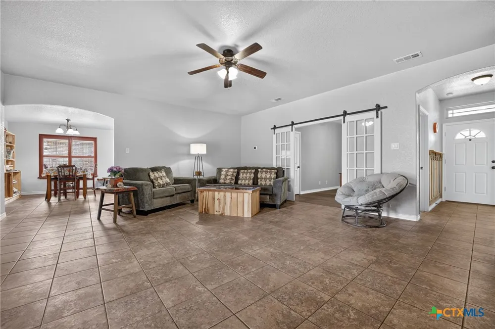 6813 Deorsam Loop Killeen, TX 76542