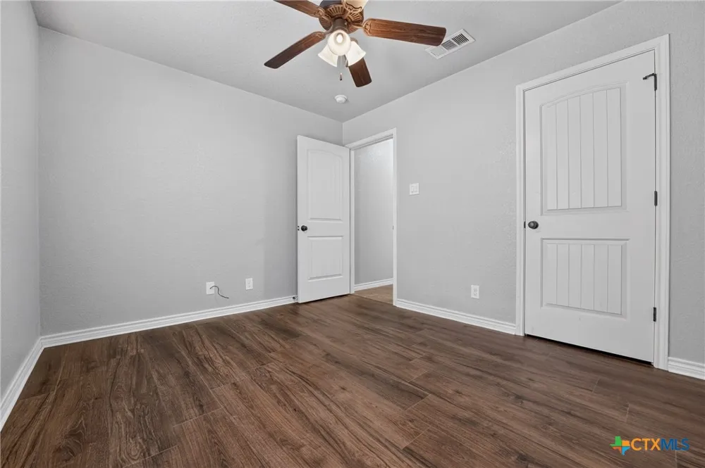 6813 Deorsam Loop Killeen, TX 76542