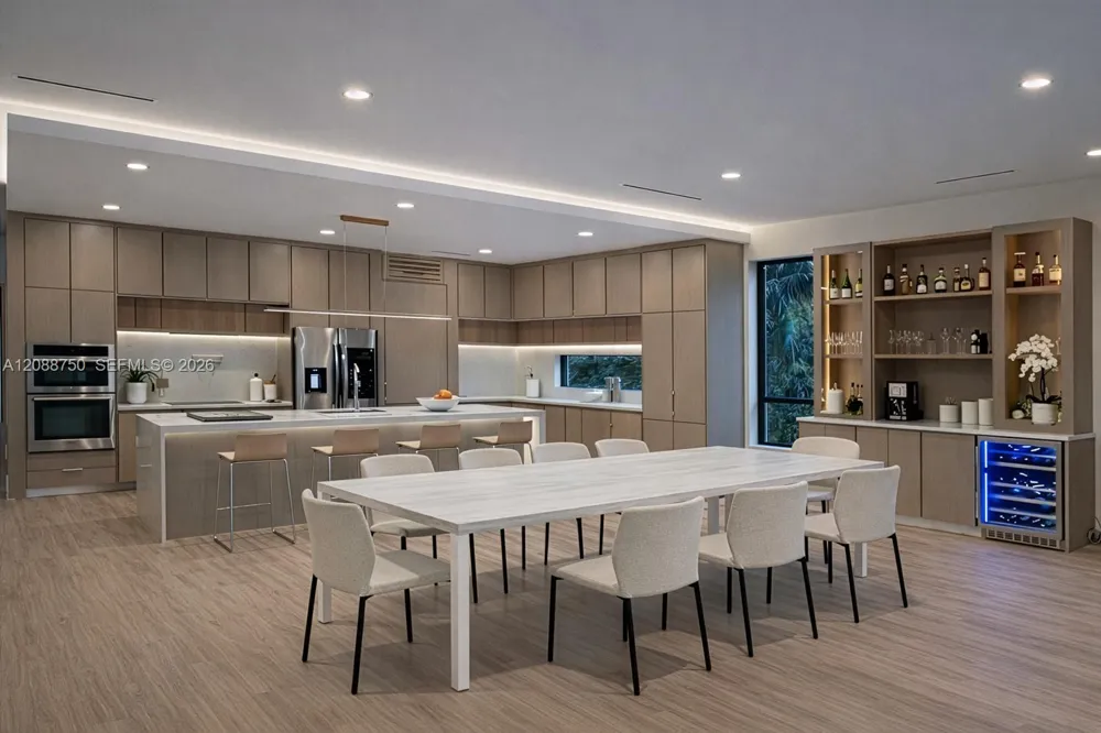 1724 NE 16th Ave Fort Lauderdale, FL 33305
