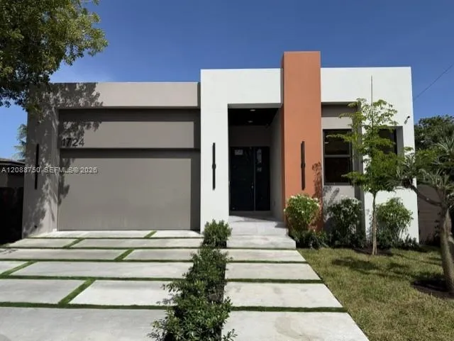1724 NE 16th Ave Fort Lauderdale, FL 33305