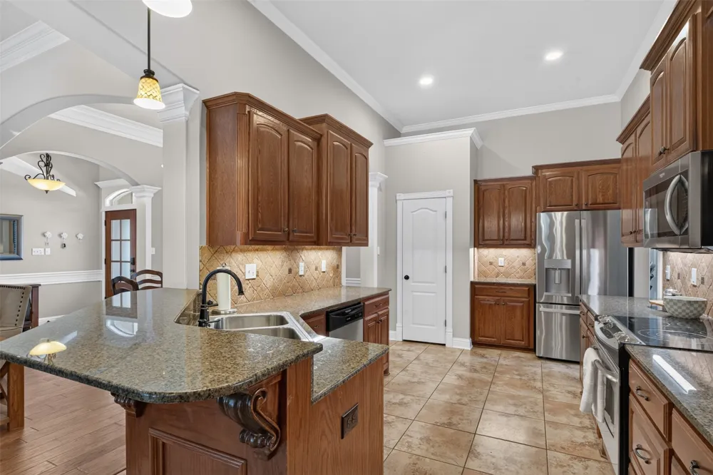210 Ixworth Avenue Bossier City, LA 71111