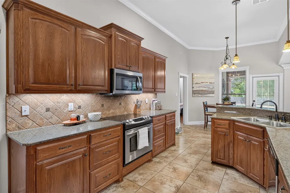 210 Ixworth Avenue Bossier City, LA 71111