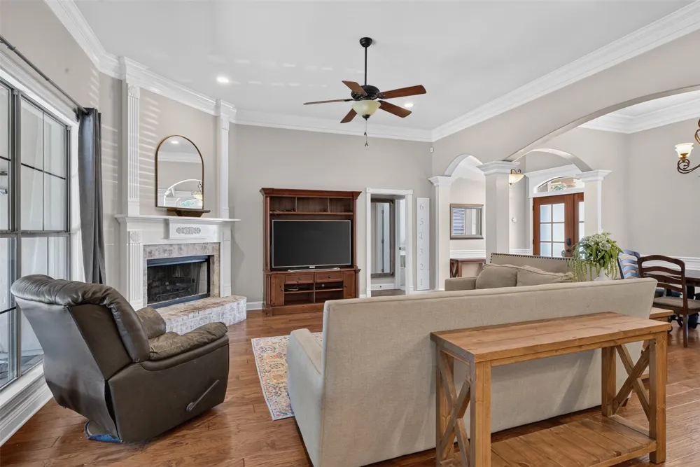 210 Ixworth Avenue Bossier City, LA 71111