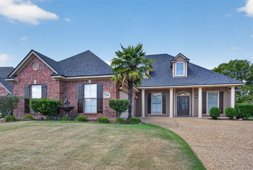 210 Ixworth Avenue Bossier City, LA 71111