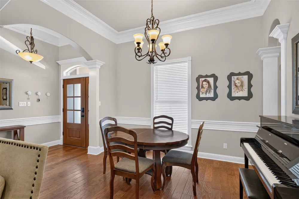 210 Ixworth Avenue Bossier City, LA 71111