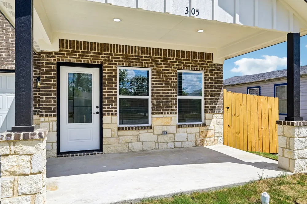 305 Campbell Street Terrell, TX 75160