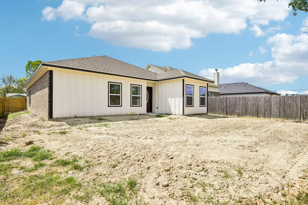 305 Campbell Street Terrell, TX 75160