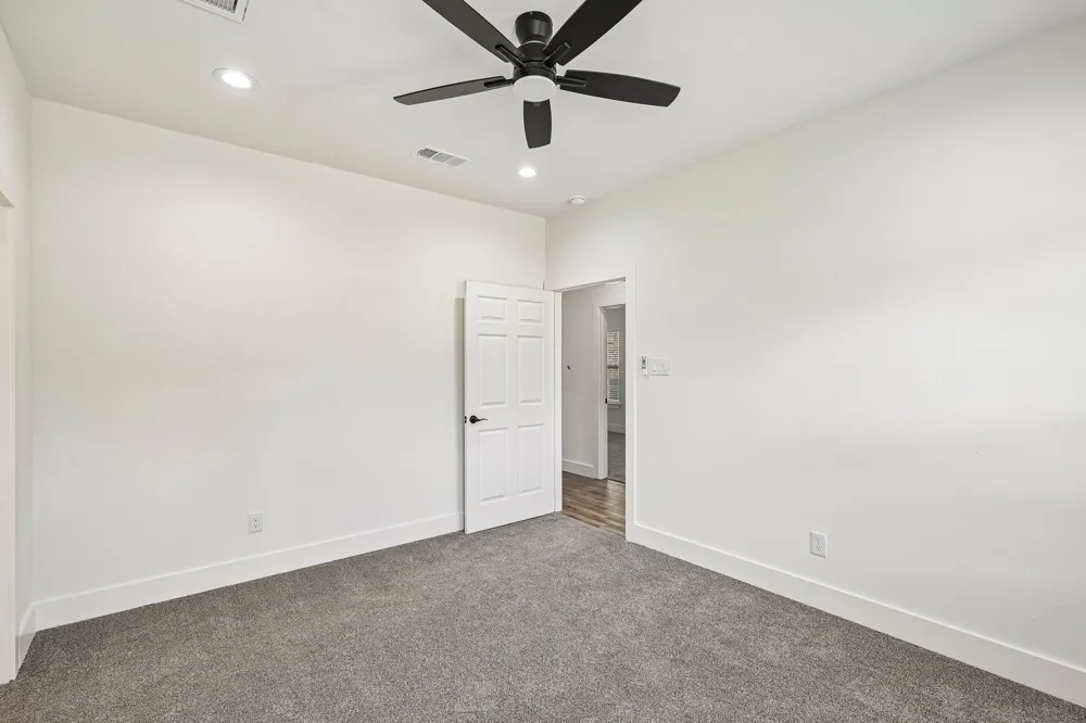 305 Campbell Street Terrell, TX 75160