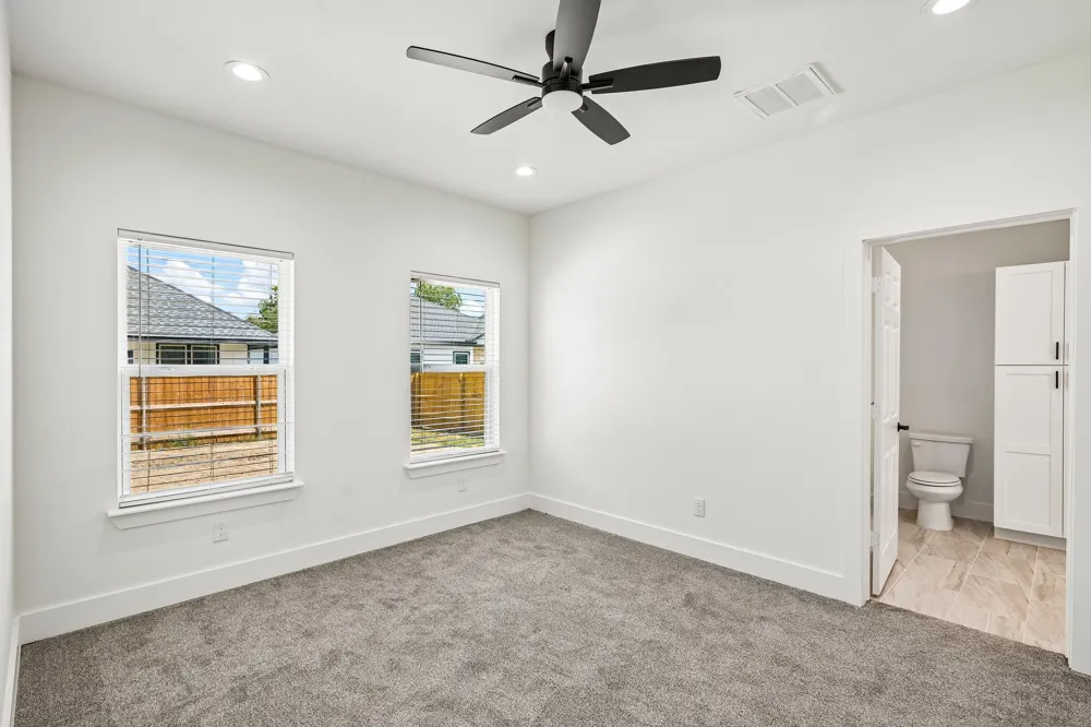 305 Campbell Street Terrell, TX 75160