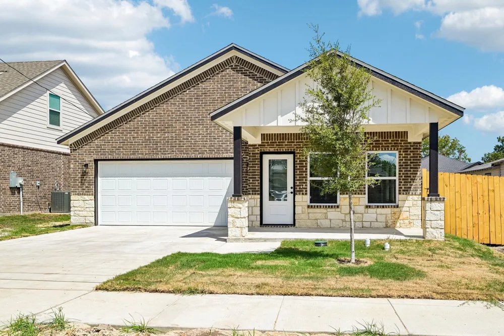 305 Campbell Street Terrell, TX 75160