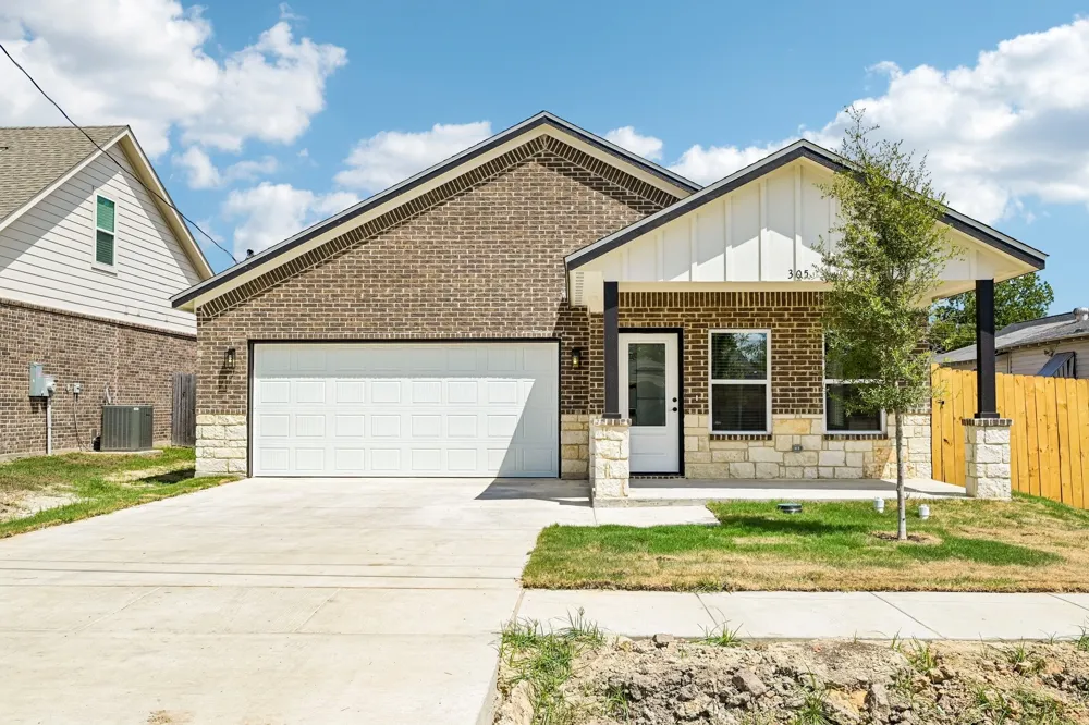 305 Campbell Street Terrell, TX 75160