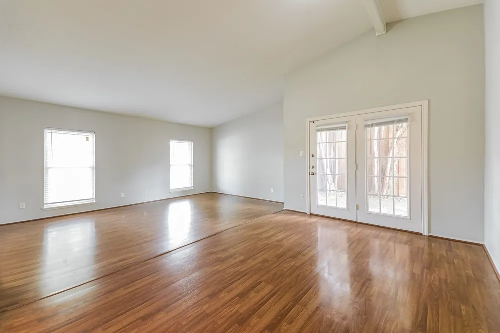 3464 Livingston Lane Carrollton, TX 75007