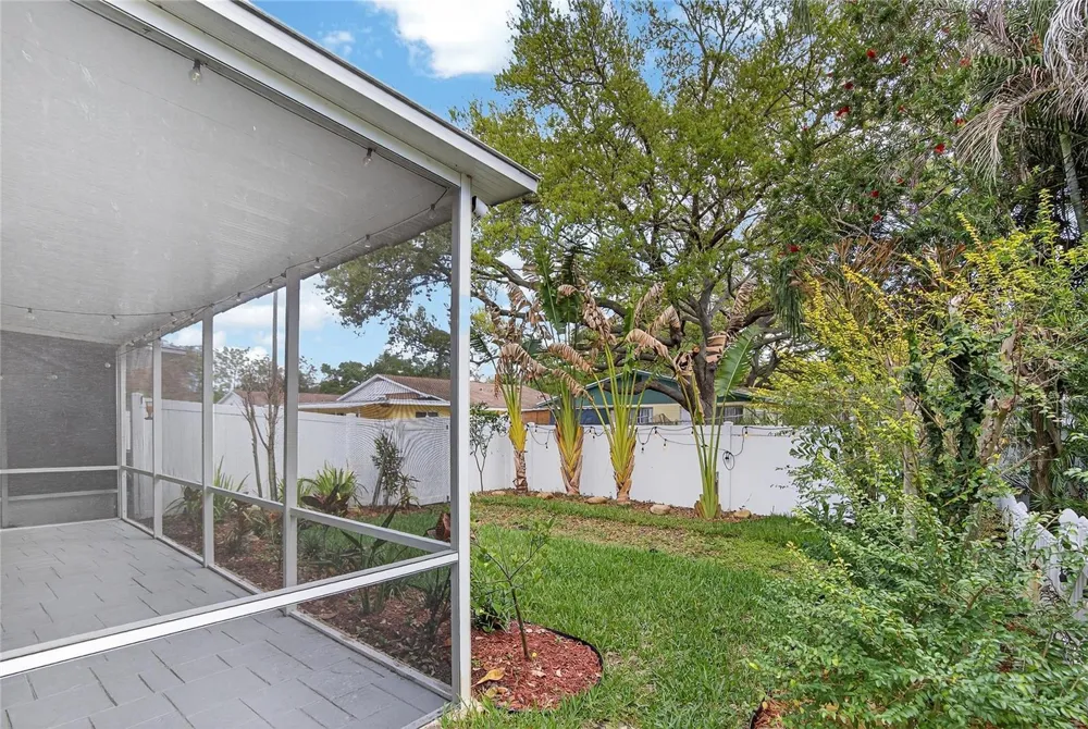 918 WOODBRIDGE COURT Safety Harbor, FL 34695