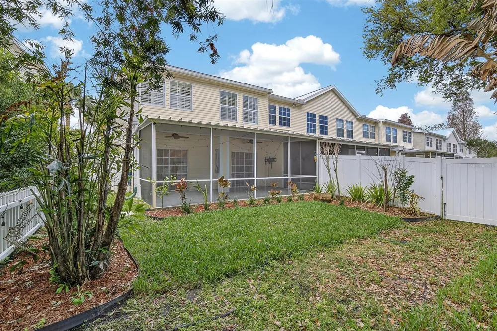 918 WOODBRIDGE COURT Safety Harbor, FL 34695