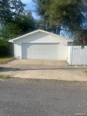 17303 Monica Street W