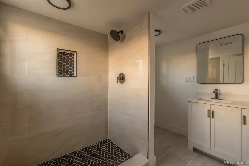 3217 Clayton Street Denver, CO 80205