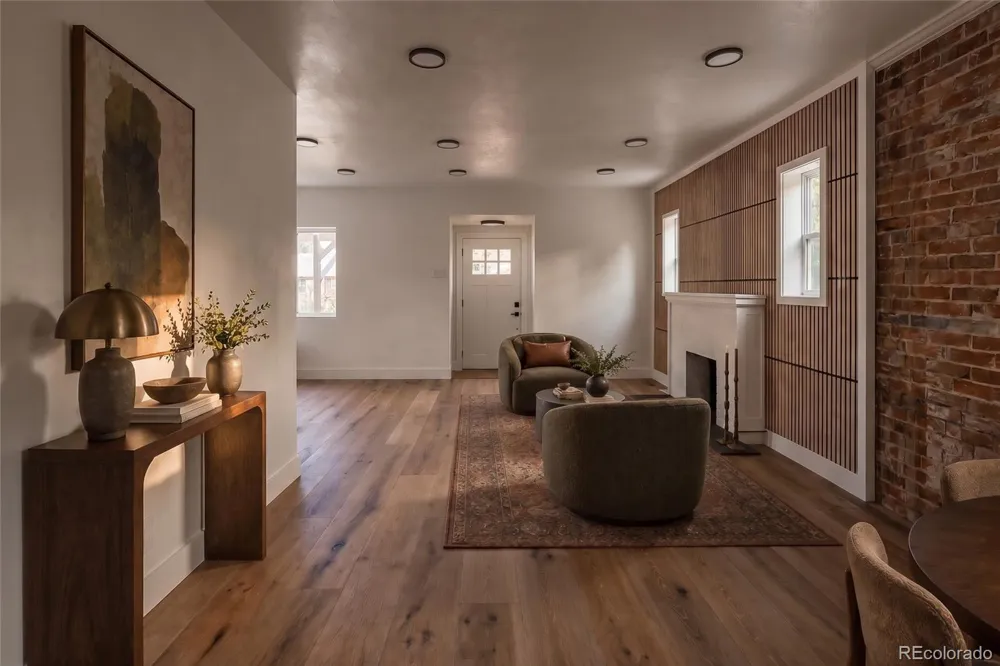 3217 Clayton Street Denver, CO 80205